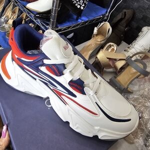 Mazino Athletic Sneakers